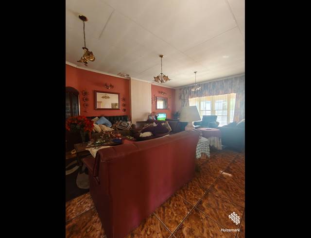 4 BEDROOM HOUSE FOR SALE IN SASOLBURG EXT 3